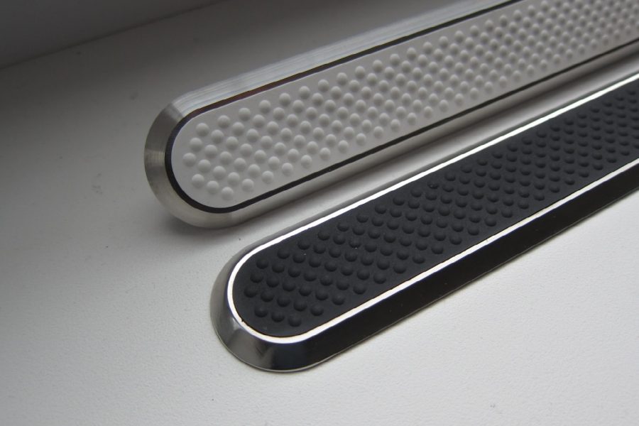 Ledelinje i aluminium med ilegg